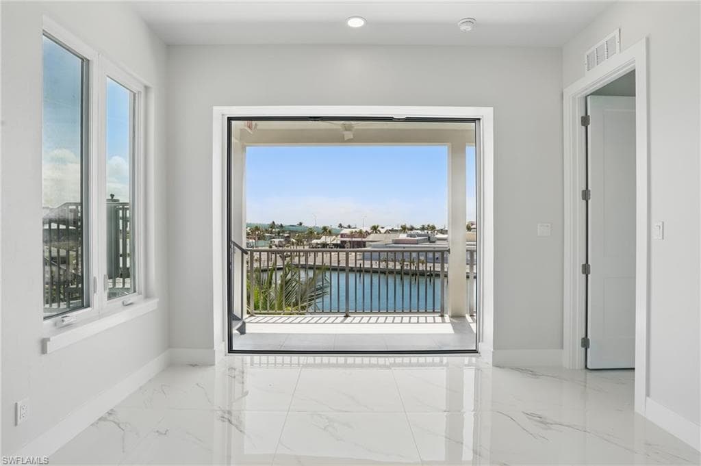 855 Lagoon ST # 3, FORT MYERS BEACH FL 33931-18