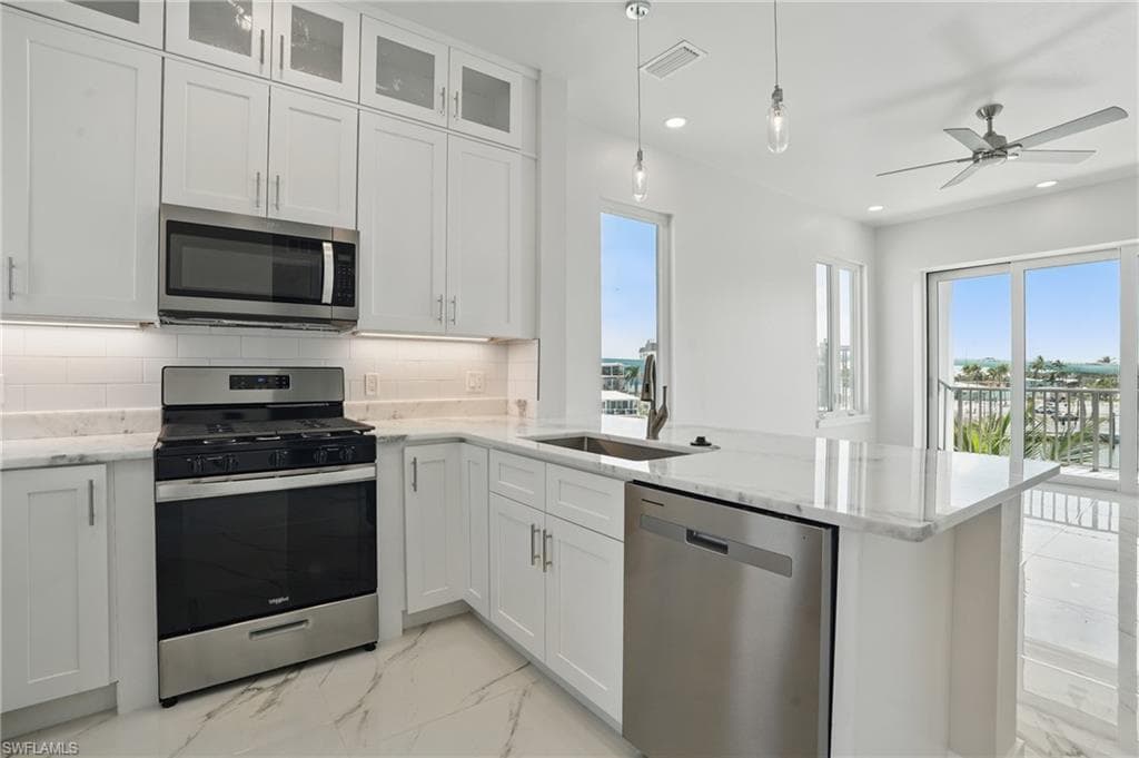 855 Lagoon ST # 3, FORT MYERS BEACH FL 33931-7