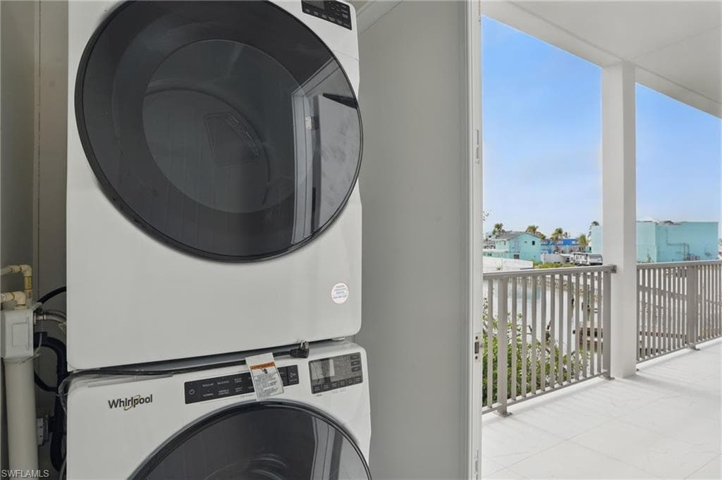 855 Lagoon ST # 4, FORT MYERS BEACH FL 33931-16