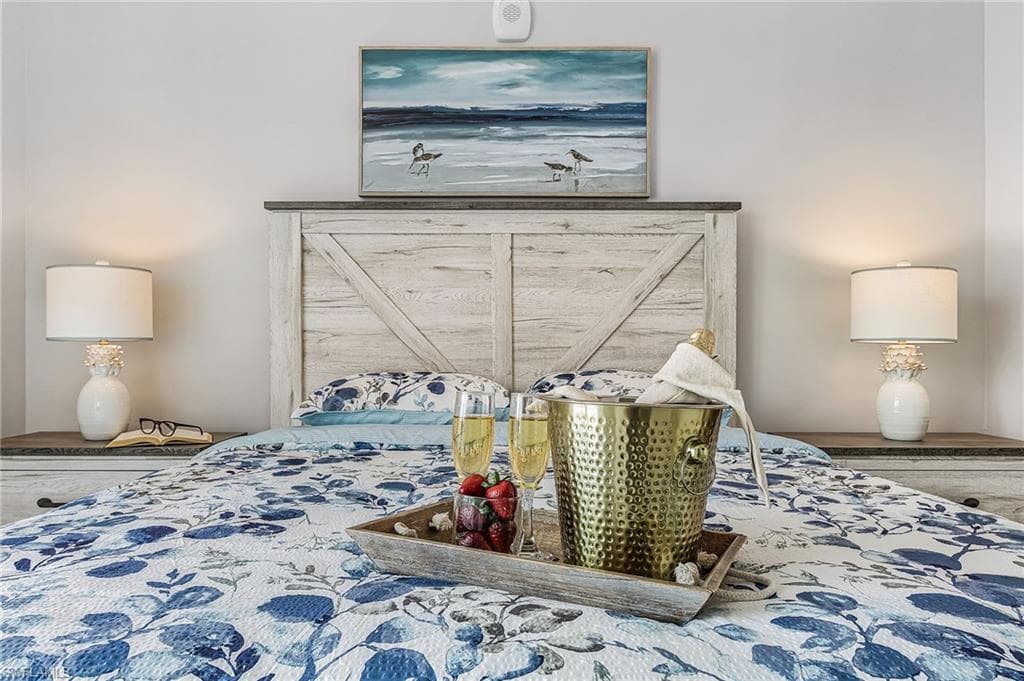 855 Lagoon ST # 4, FORT MYERS BEACH FL 33931-23