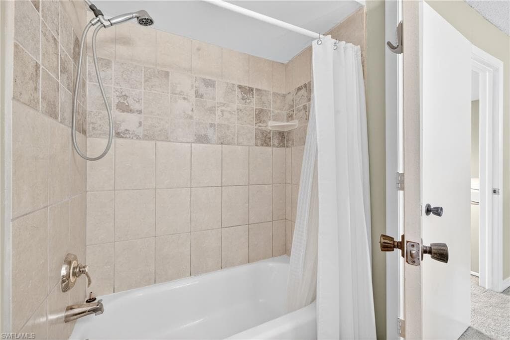 25496 Cockleshell DR # 301, BONITA SPRINGS FL 34135-21