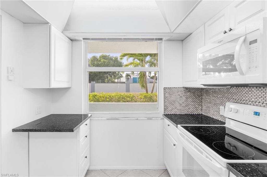 5959 Winkler RD 114-8