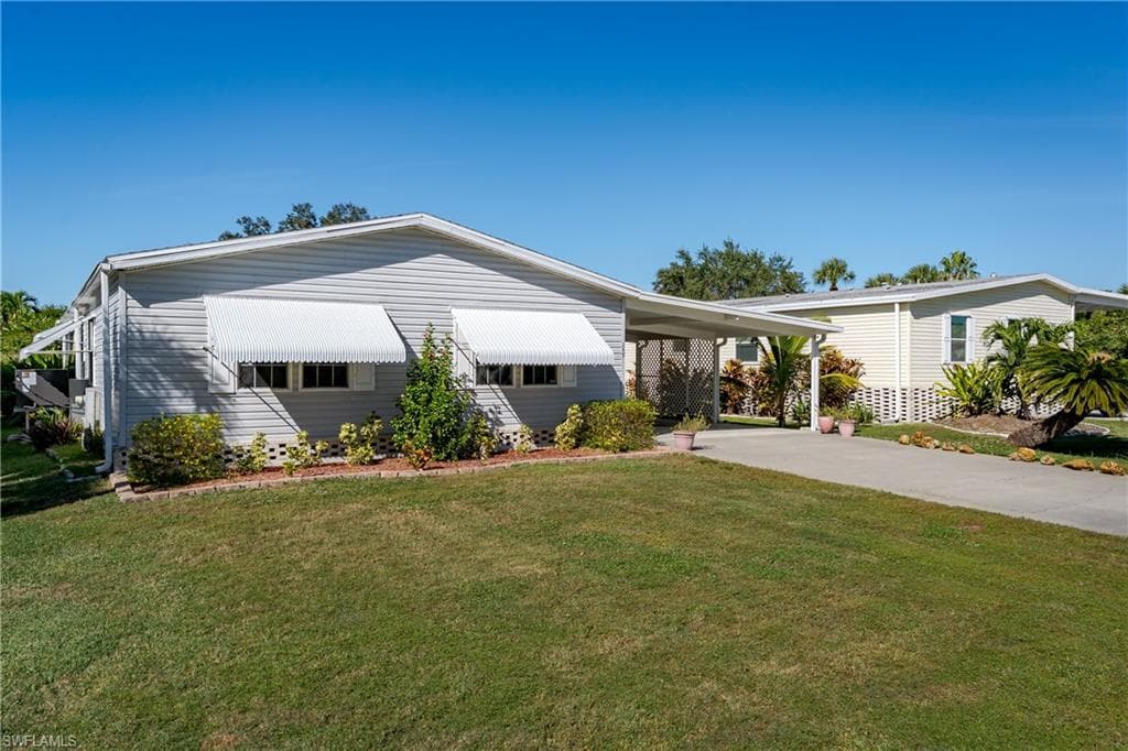 255 Riverwood RD, NAPLES FL 34114-1