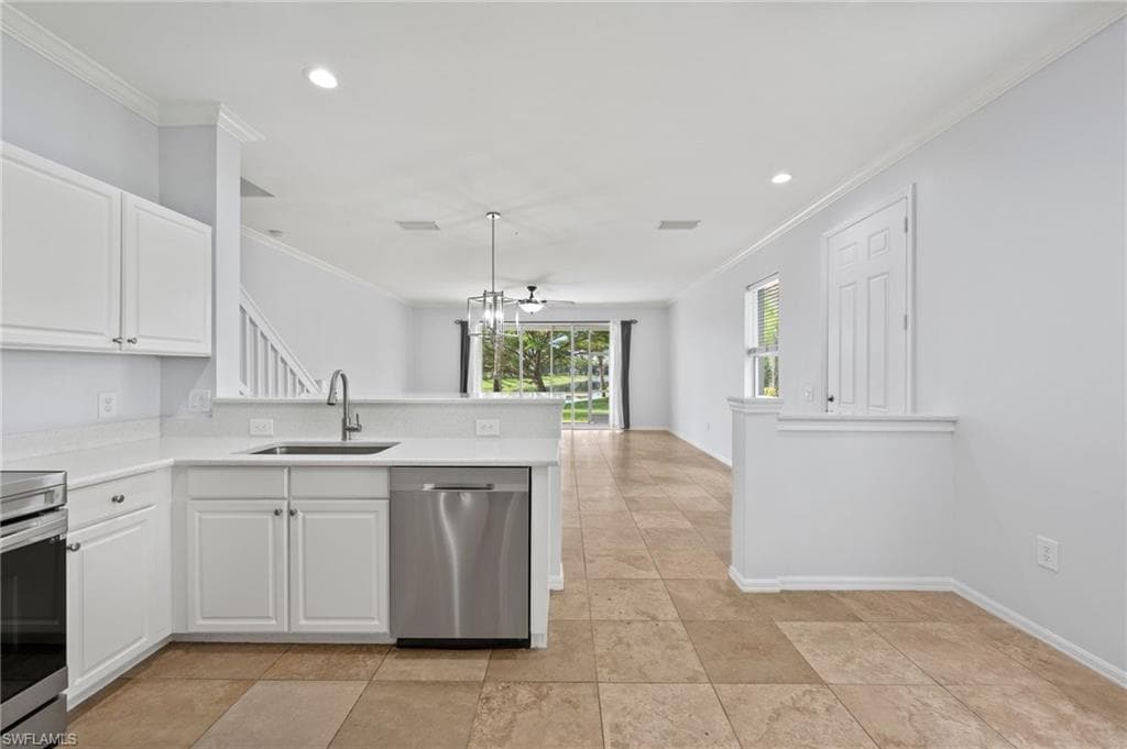 1084 Hampton CIR # 49, NAPLES FL 34105-11