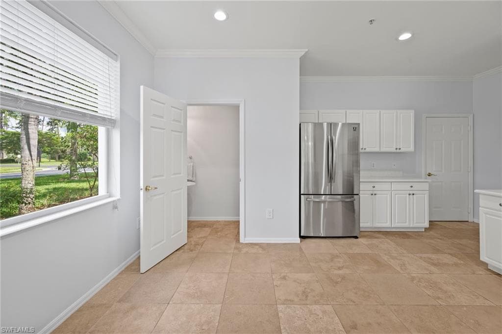 1084 Hampton CIR # 49, NAPLES FL 34105-10