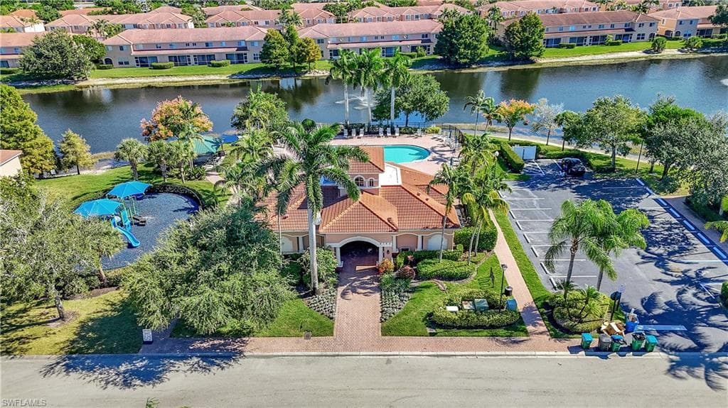 9762 Roundstone CIR, FORT MYERS FL 33967-35