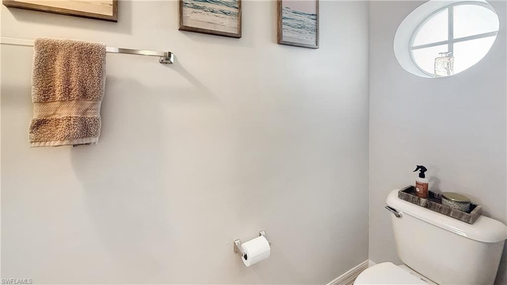 9762 Roundstone CIR, FORT MYERS FL 33967-9