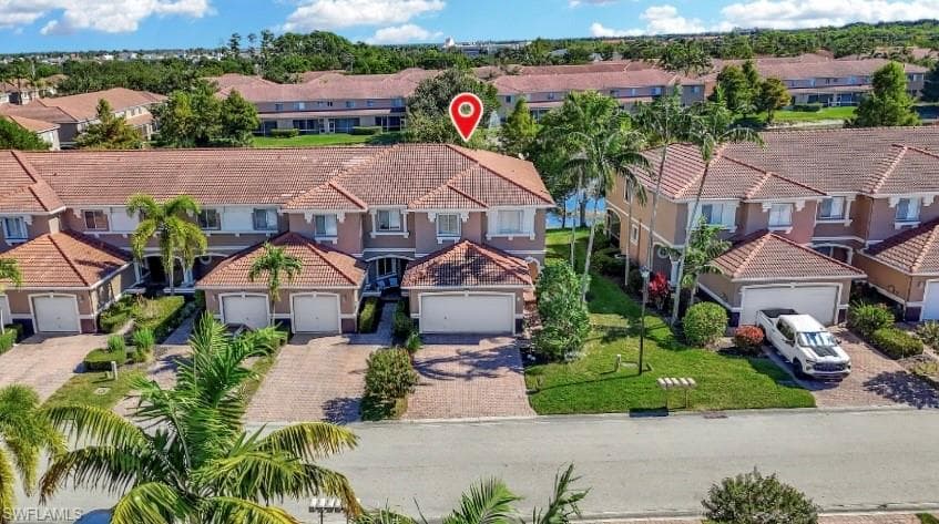 9762 Roundstone CIR, FORT MYERS FL 33967-3