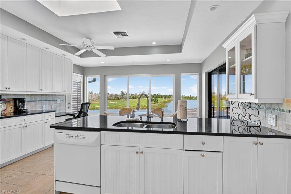 1433 Sanderling CIR, SANIBEL FL 33957-18