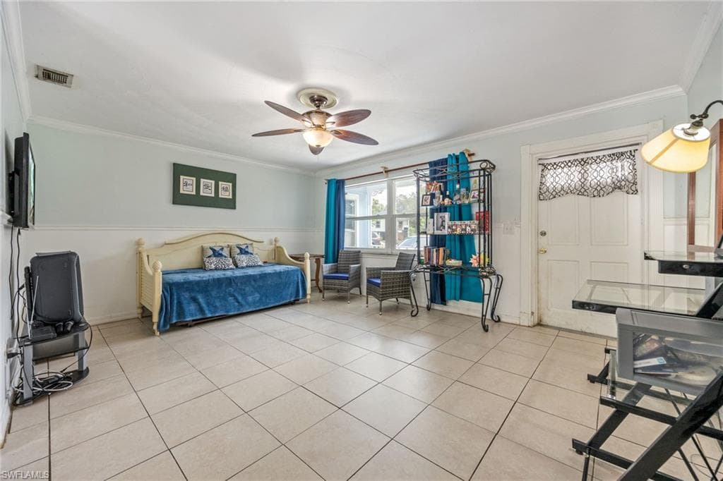 225 Avacado CT, FORT MYERS FL 33905-6