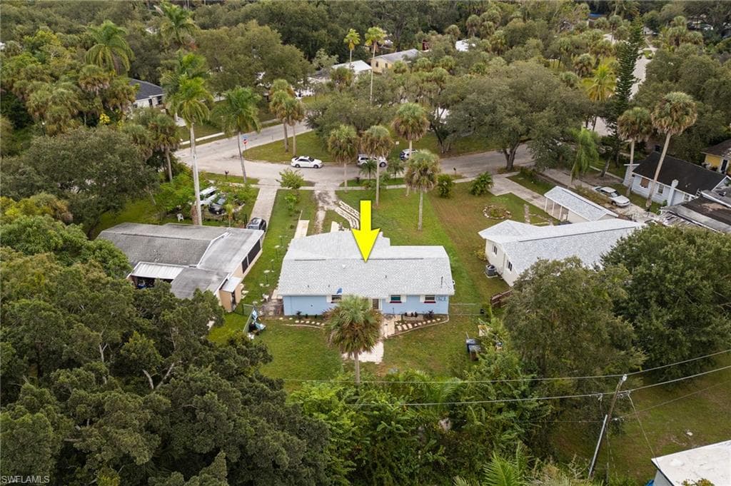 225 Avacado CT, FORT MYERS FL 33905-31