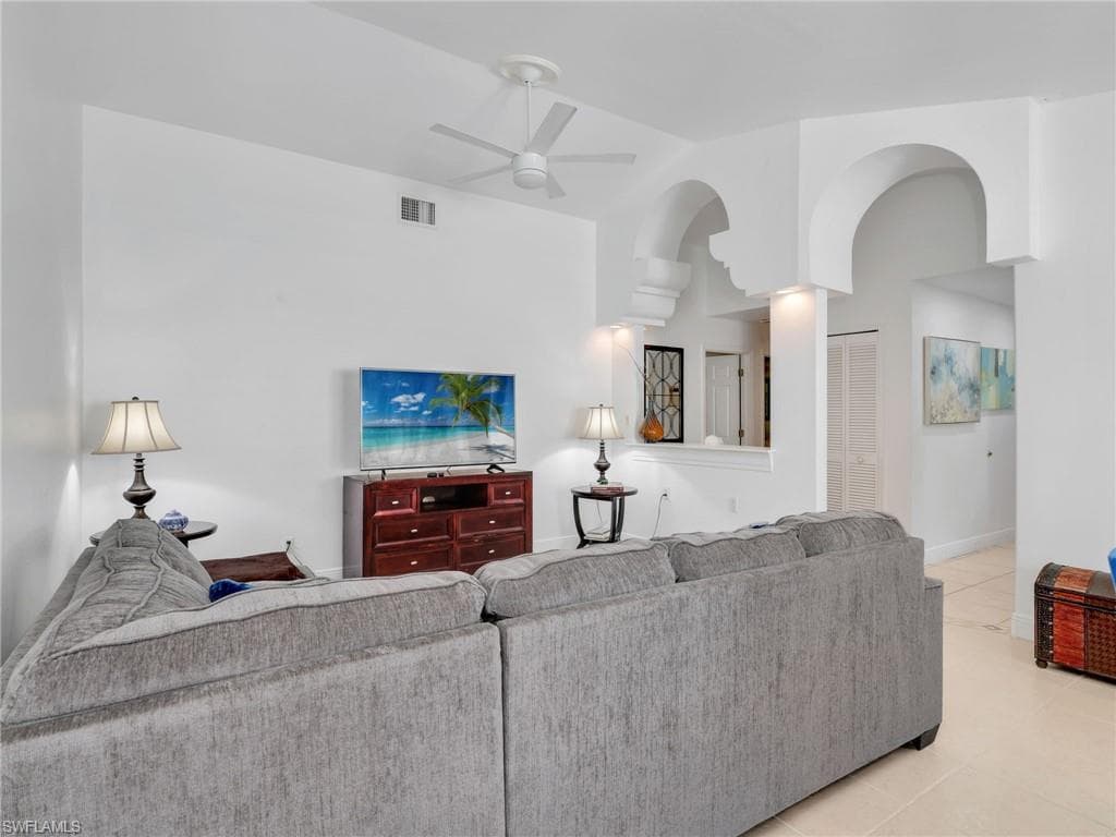 164 Sabal Lake DR, NAPLES FL 34104-12