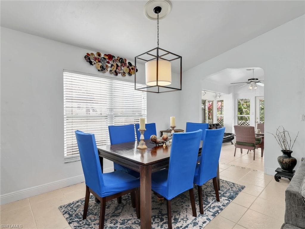 164 Sabal Lake DR, NAPLES FL 34104-10