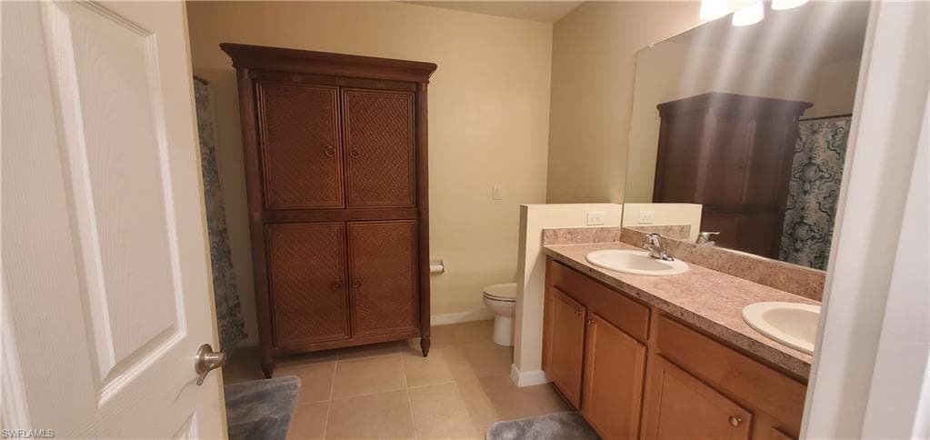 10709 Crossback LN, LEHIGH ACRES FL 33936-19