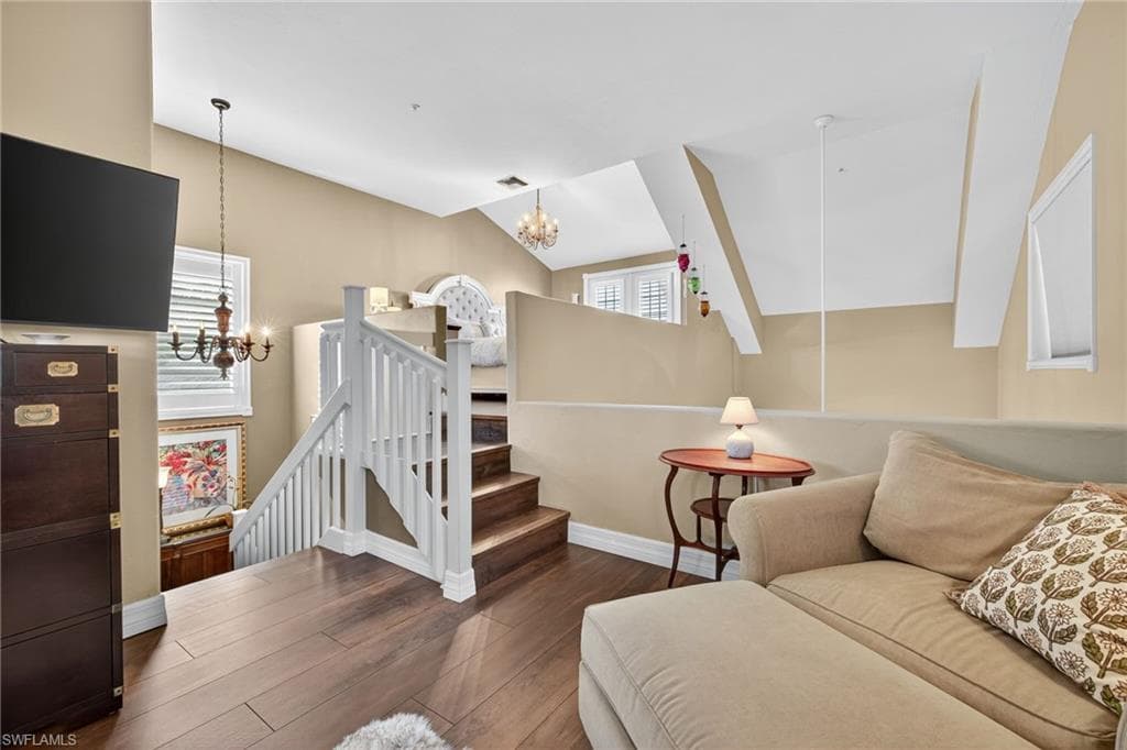 821 James ST, FORT MYERS FL 33916-17