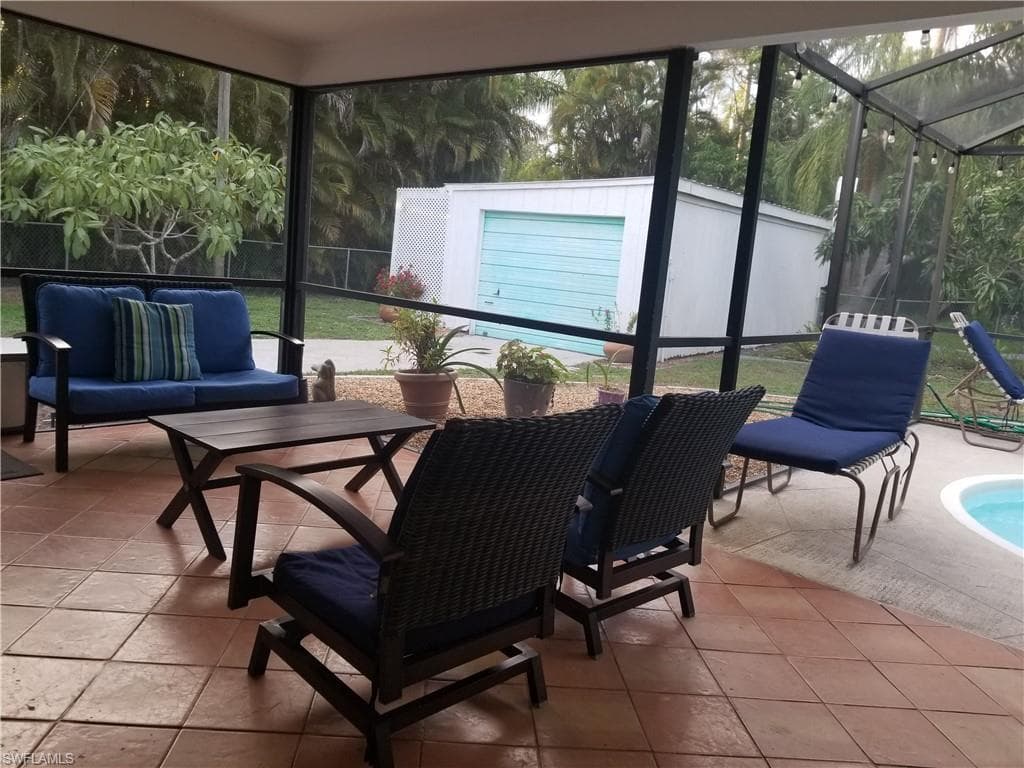 10301 Tarrah LN, BONITA SPRINGS FL 34135-8