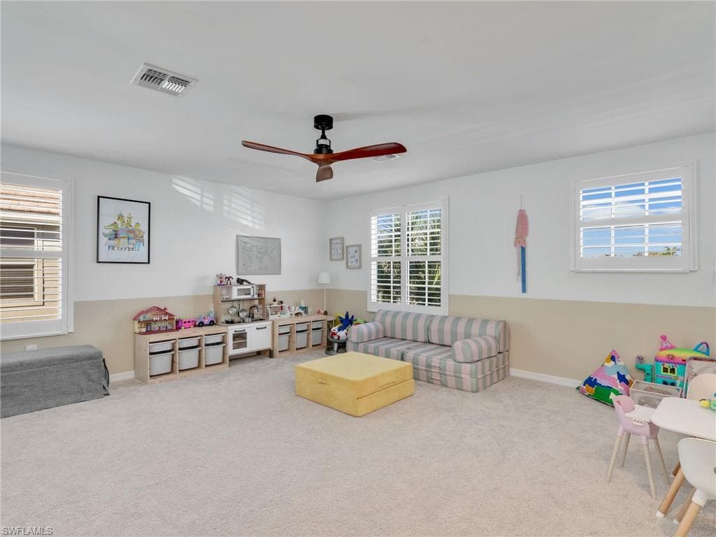 2270 Avocado LN, NAPLES FL 34120-21