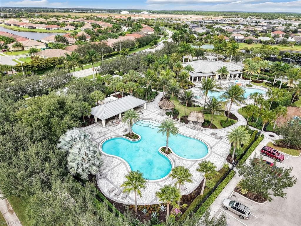 2270 Avocado LN, NAPLES FL 34120-37