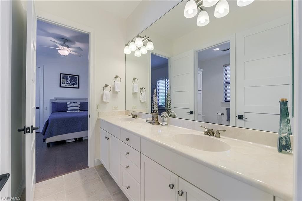 6891 Lakewood Isle DR, FORT MYERS FL 33908-26