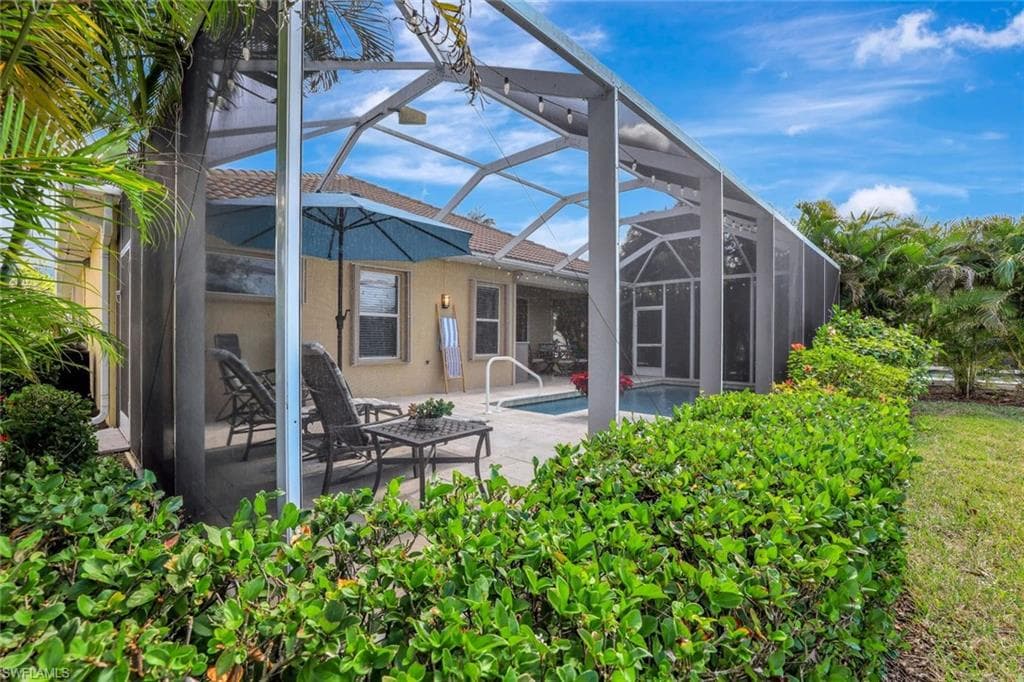 14558 Manchester DR, NAPLES FL 34114-28