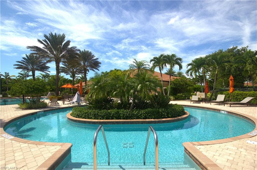 8558 Maggiore CT, NAPLES FL 34114-44