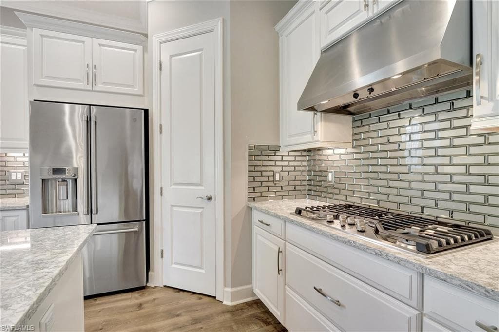 8558 Maggiore CT, NAPLES FL 34114-18