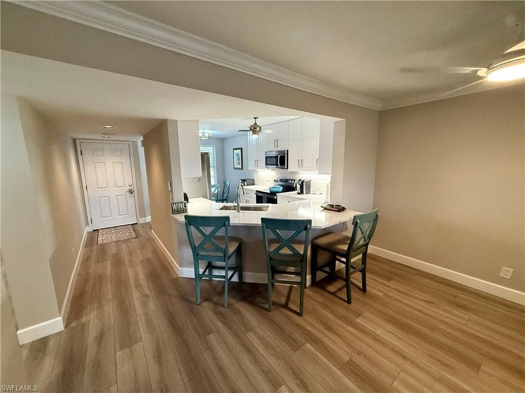 300 Horse Creek DR # 307, NAPLES FL 34110-5