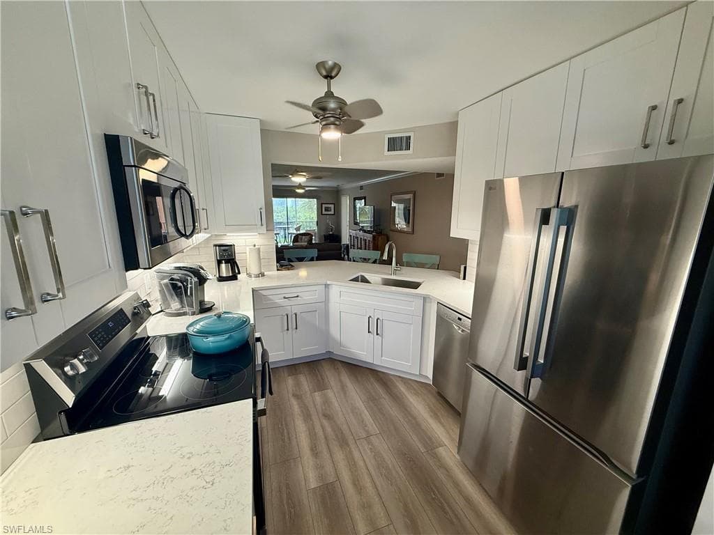 300 Horse Creek DR # 307, NAPLES FL 34110-4