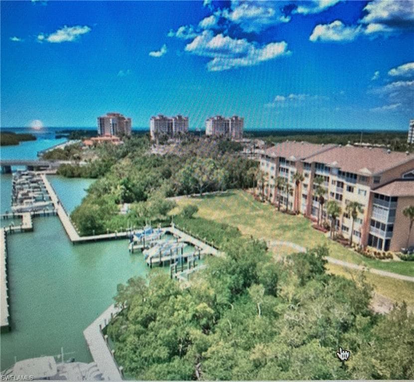 300 Horse Creek DR # 307, NAPLES FL 34110-23