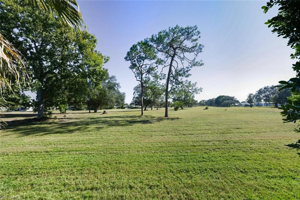 542 Charlemagne BLVD, NAPLES FL 34112-26