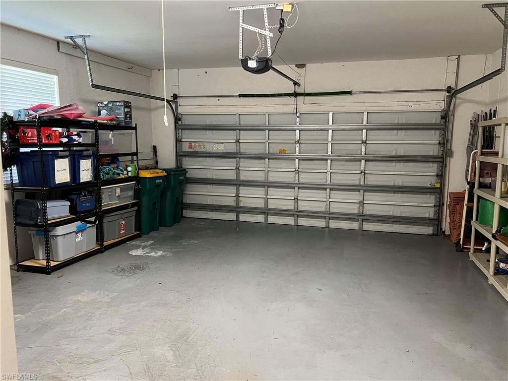 2081 Crestview WAY # A7, NAPLES FL 34119-32