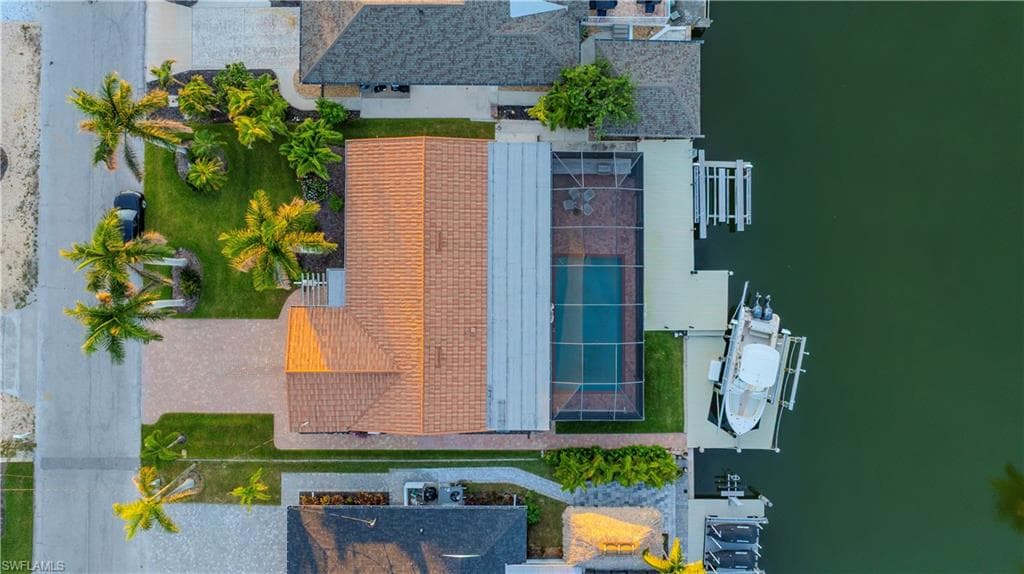 25 Fairview BLVD, FORT MYERS BEACH FL 33931-31