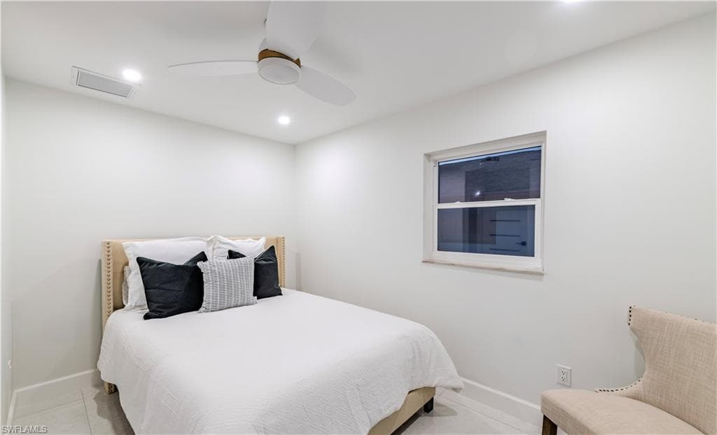 25 Fairview BLVD, FORT MYERS BEACH FL 33931-19