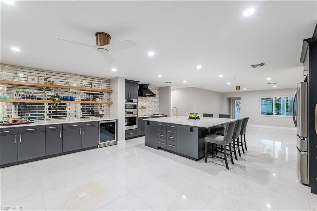 25 Fairview BLVD, FORT MYERS BEACH FL 33931-14