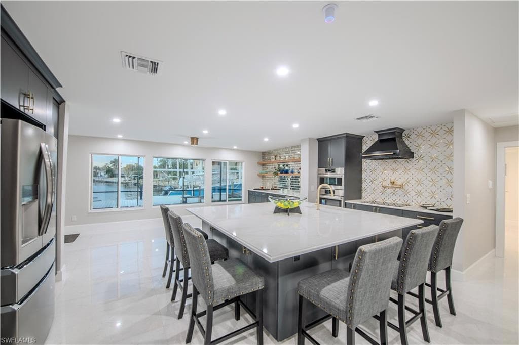 25 Fairview BLVD, FORT MYERS BEACH FL 33931-7