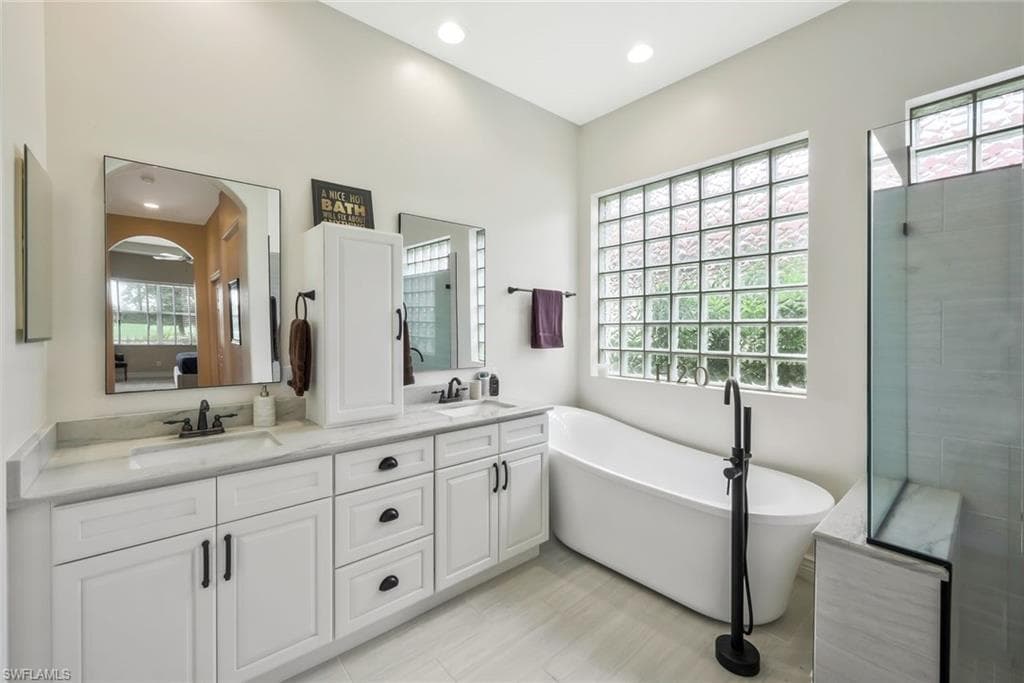 12604 Wildcat Cove CIR, ESTERO FL 33928-17