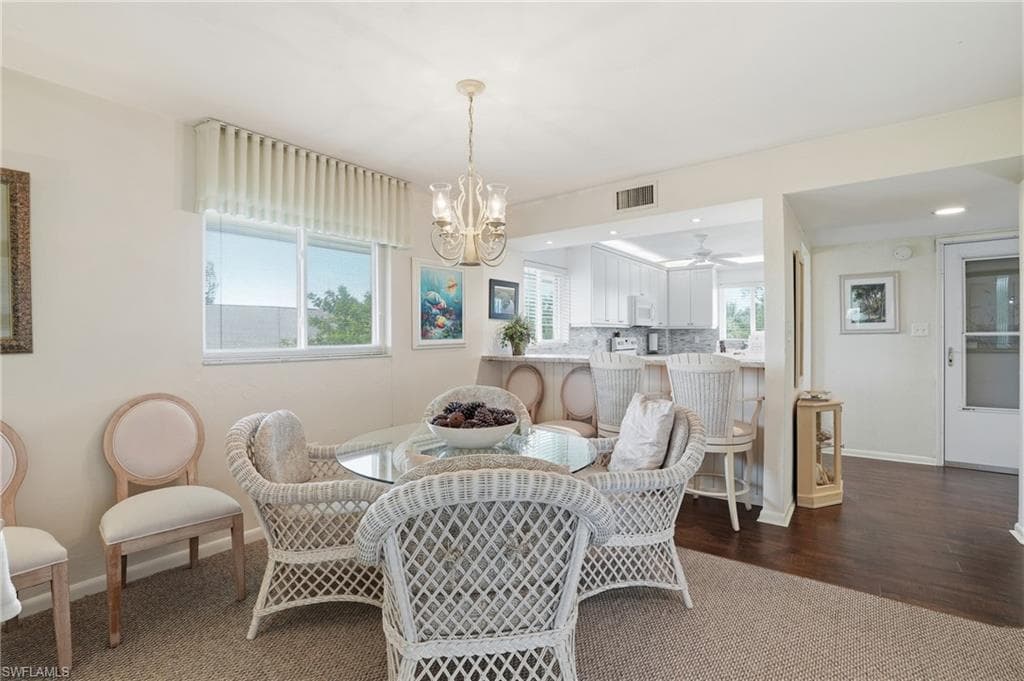 2079 Barkeley LN # 24, FORT MYERS FL 33907-5