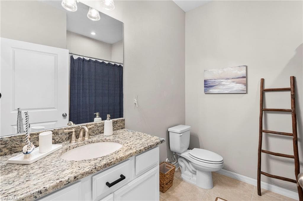 9402 Pocida CT # 202, NAPLES FL 34119-23