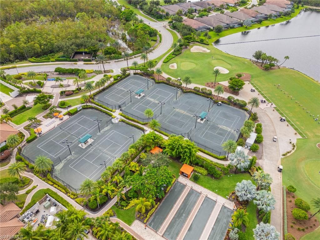 9402 Pocida CT # 202, NAPLES FL 34119-30