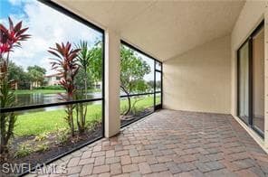 7415 Bristol CIR, NAPLES FL 34120-8