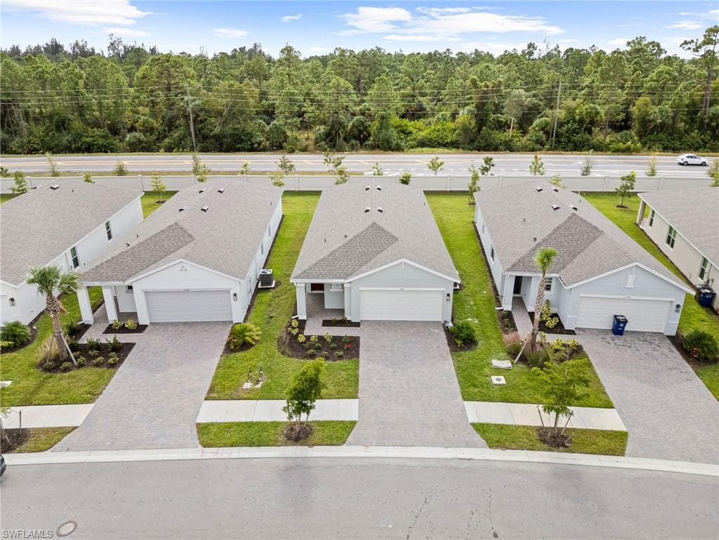 1150 Brooklands DR, FORT MYERS FL 33905-28