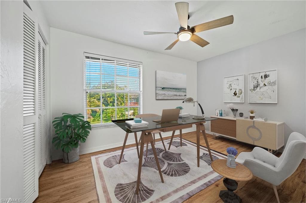 1570 Avion PL, NAPLES FL 34104-9