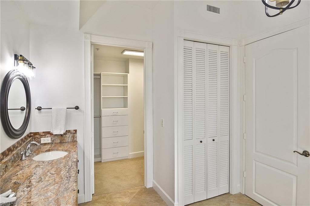 11600 Court Of Palms 606-25