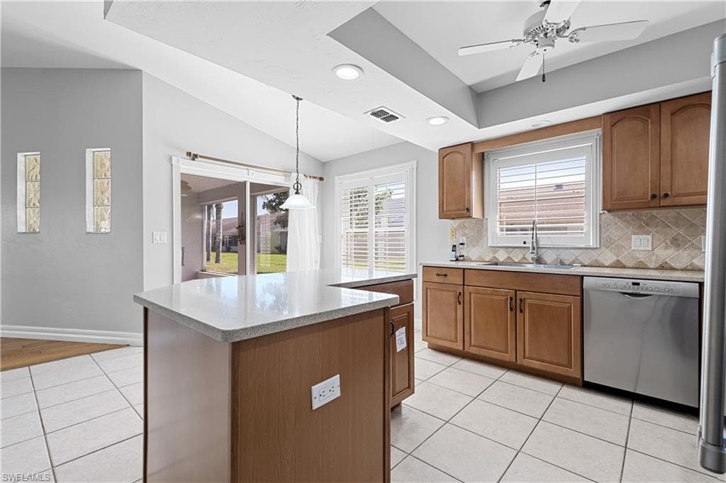 3739 Sabal Springs BLVD, NORTH FORT MYERS FL 33917-8