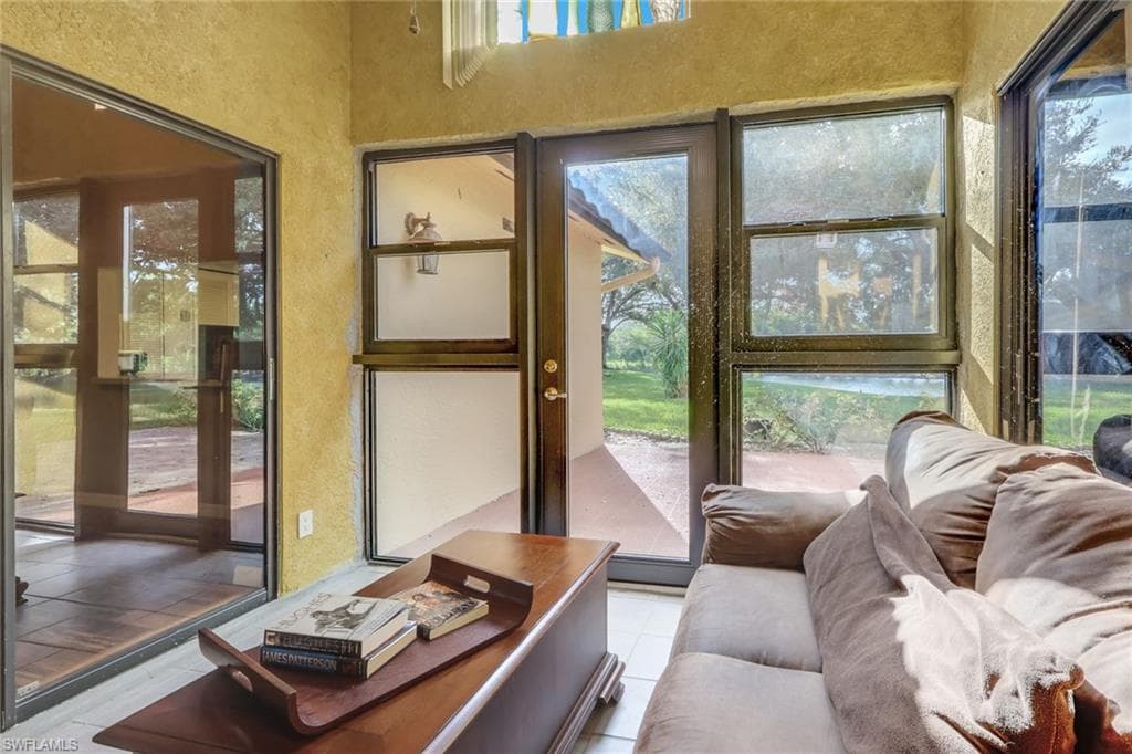 5284 Concord WAY, FORT MYERS FL 33907-16