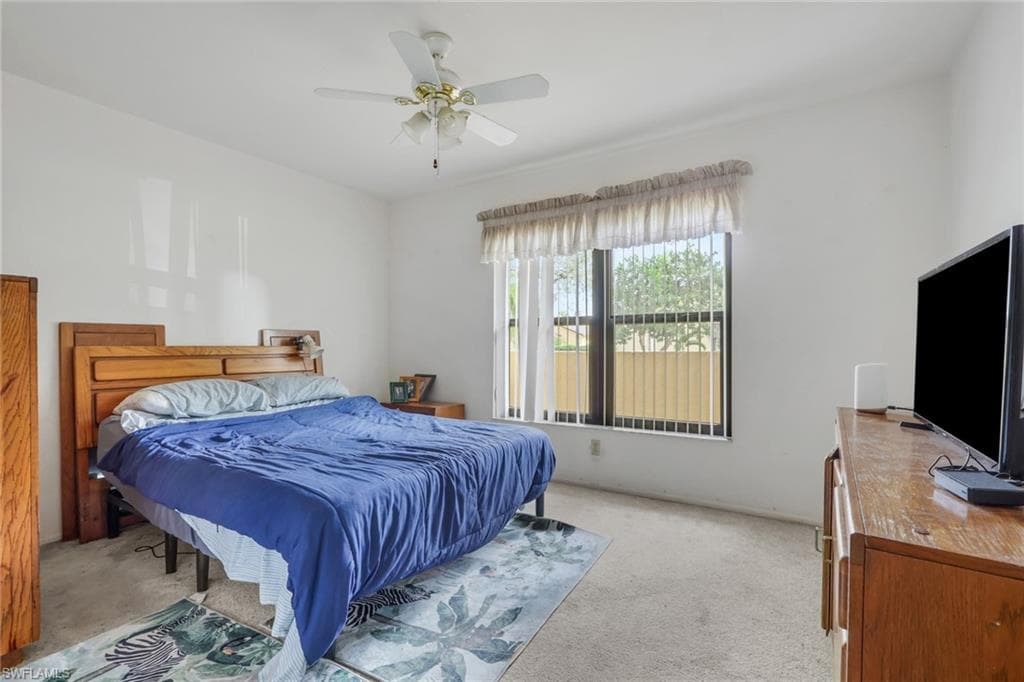 5284 Concord WAY, FORT MYERS FL 33907-11