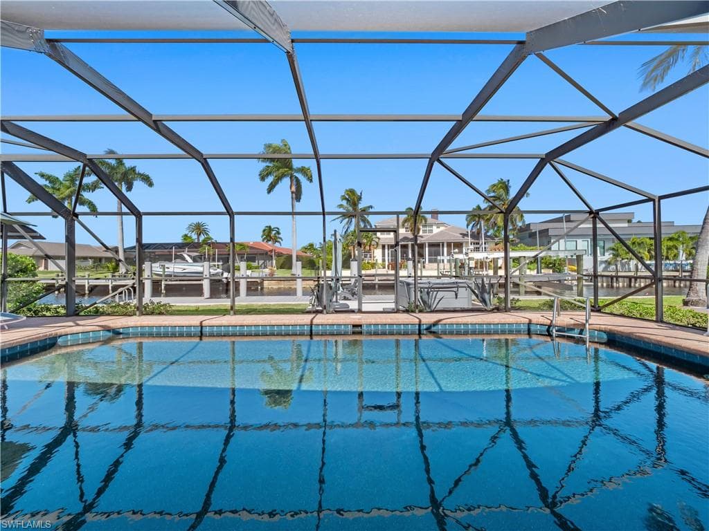 775 Cal Cove DR, FORT MYERS FL 33919-36