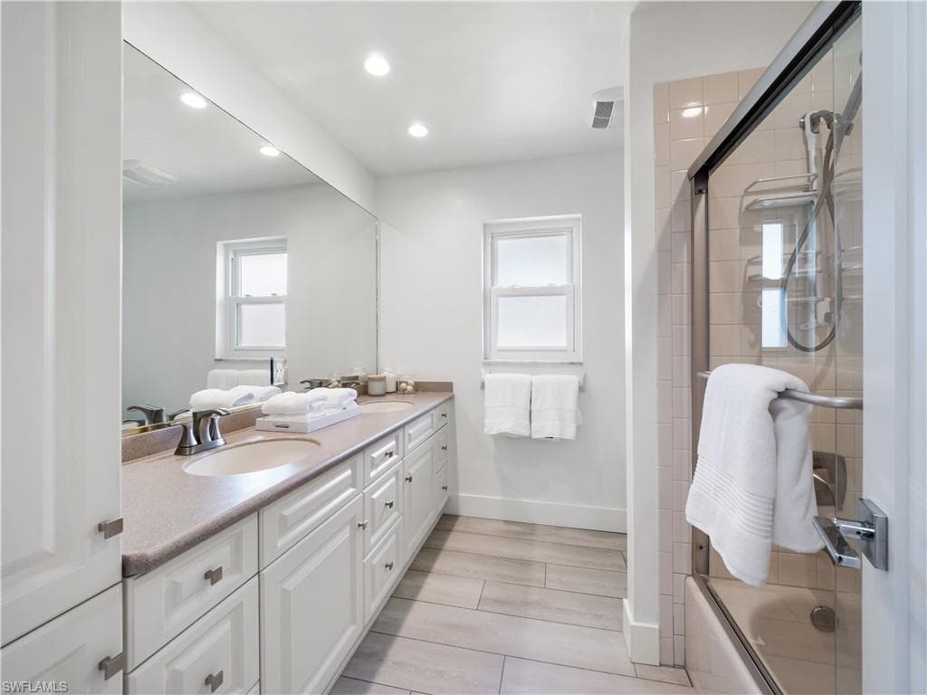 775 Cal Cove DR, FORT MYERS FL 33919-30