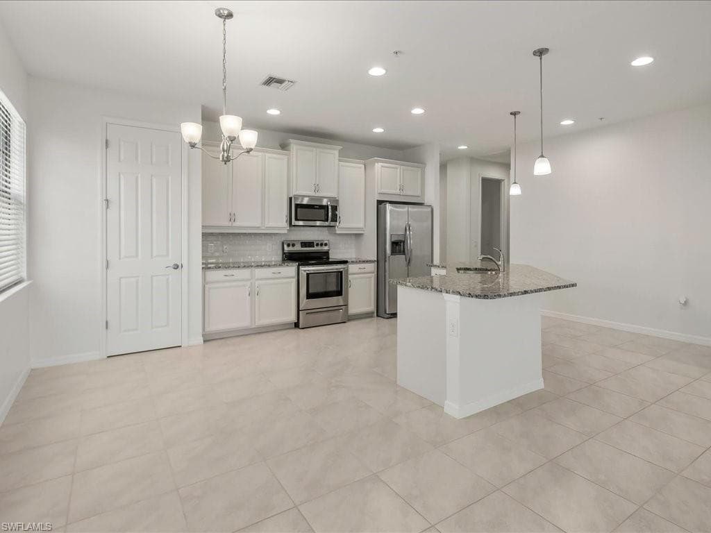 26139 Palace LN # 202, BONITA SPRINGS FL 34135-3