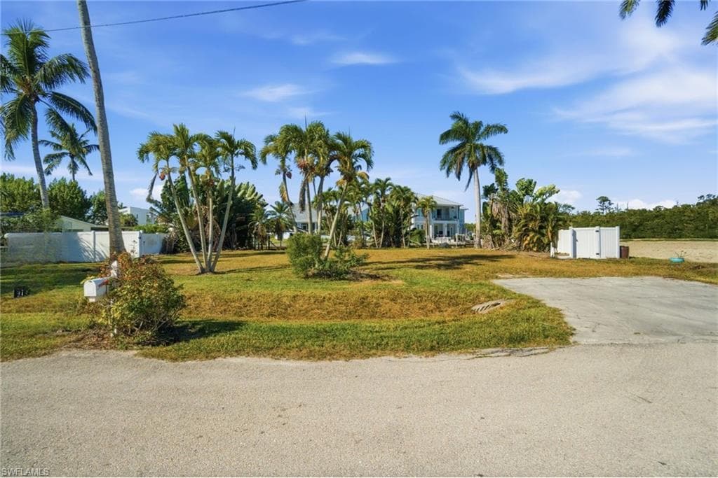 1138 Christopher CT-6